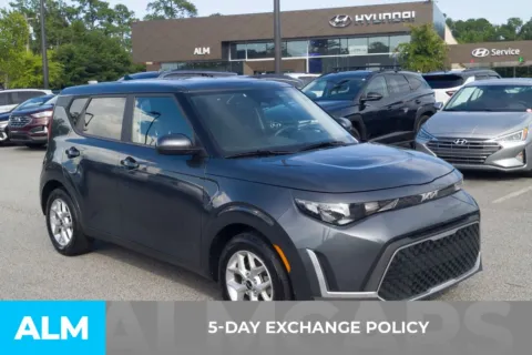 More photos of 2023 Kia Soul LX at ALM Marietta, GA