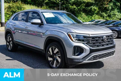 More photos of 2024 Volkswagen Atlas Cross Sport 2.0T SE w/Technology at ALM Marietta, GA