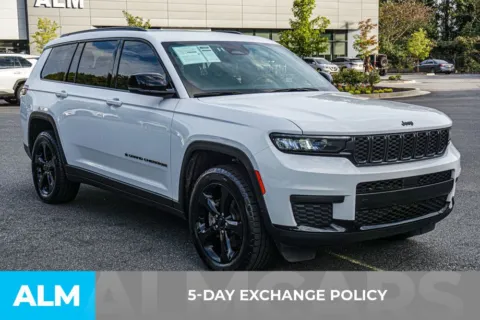 More photos of 2023 Jeep Grand Cherokee L Altitude at ALM Marietta, GA
