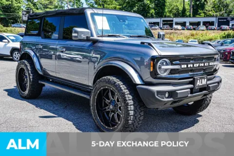 More photos of 2023 Ford Bronco Outer Banks at ALM Marietta, GA