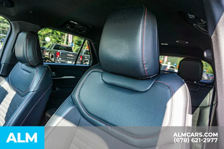 2025 Ford Explorer ST-LINE - Photo 18