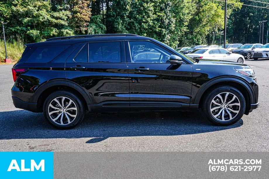2025 Ford Explorer ST-LINE - Photo 9
