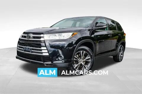 Black 2019 Toyota Highlander LE for sale in Marietta, GA