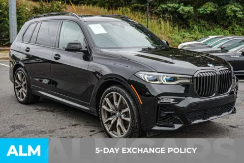 More photos of 2022 BMW X7 M50i at ALM Marietta, GA