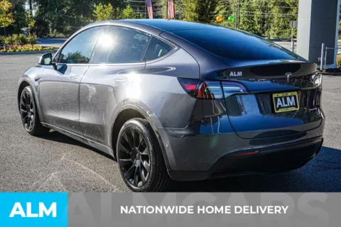 More photos of 2022 Tesla Model Y Long Range at ALM Marietta, GA