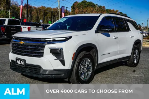 Photos of 2024 Chevrolet Traverse LT for sale in Marietta, GA at ALM Marietta