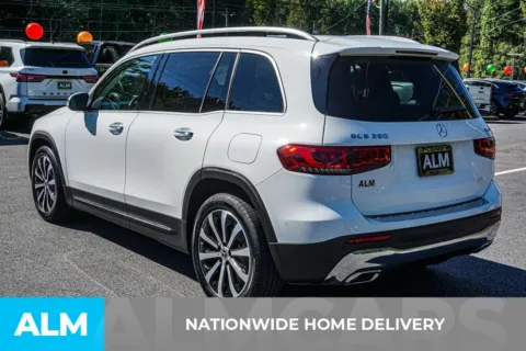 More photos of 2022 Mercedes-Benz GLB 250 at ALM Marietta, GA