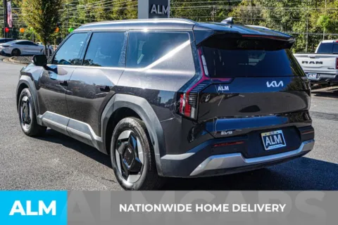 More photos of 2024 Kia EV9 Wind at ALM Marietta, GA