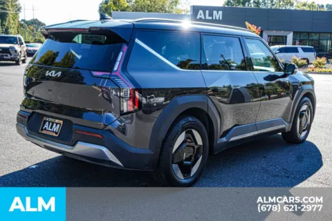 More photos of 2024 Kia EV9 Wind at ALM Marietta, GA