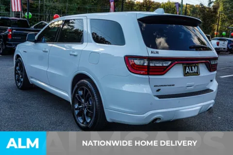 More photos of 2022 Dodge Durango R/T at ALM Marietta, GA