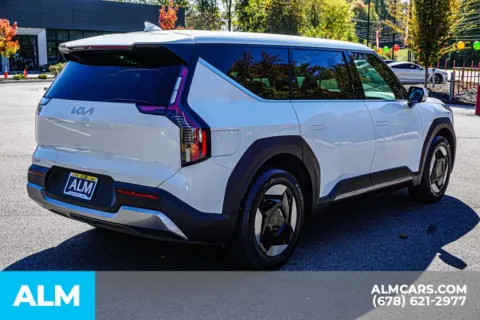 More photos of 2024 Kia EV9 Light Long Range at ALM Marietta, GA