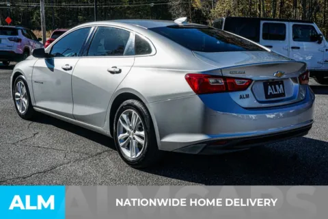More photos of 2018 Chevrolet Malibu LT at ALM Marietta, GA