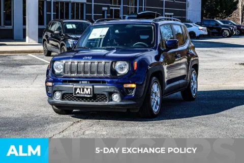 More photos of 2020 Jeep Renegade Latitude at ALM Newnan, GA