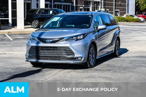 More photos of 2024 Toyota Sienna XLE at ALM Newnan, GA