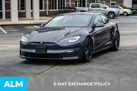 More photos of 2021 Tesla Model S Long Range at ALM Newnan, GA