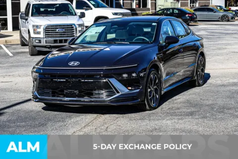 More photos of 2025 Hyundai Sonata SEL at ALM Newnan, GA
