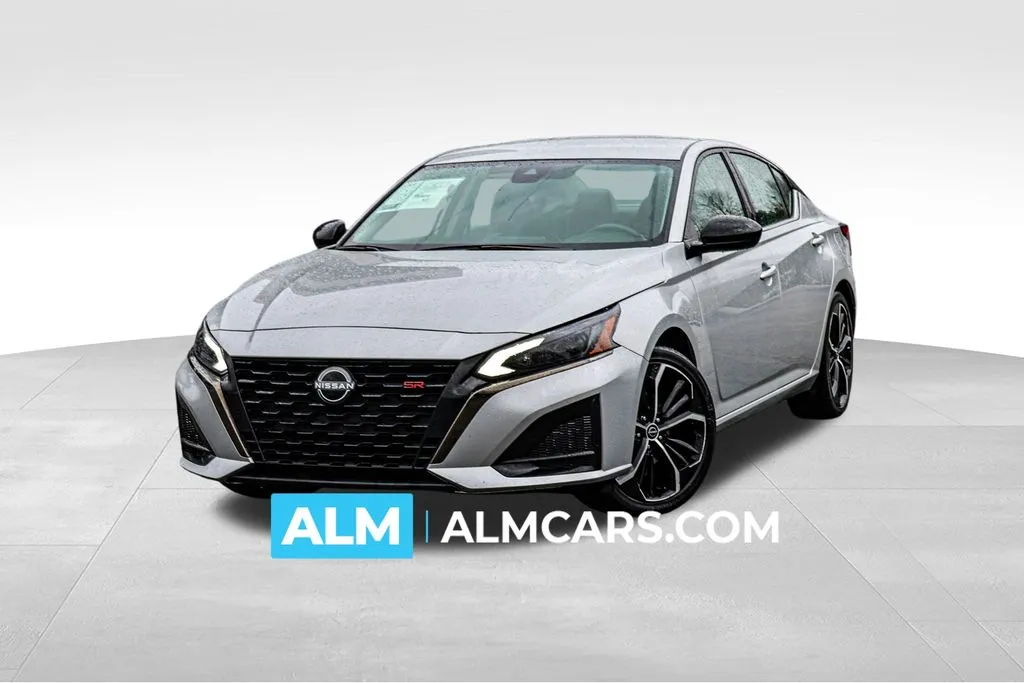 2024 Nissan Altima SR