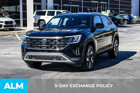 More photos of 2025 Volkswagen Atlas Cross Sport 2.0T SE w/Technology at ALM Newnan, GA