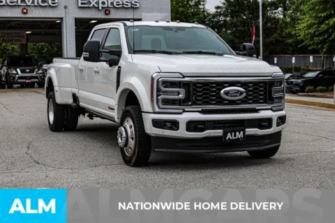 More photos of 2025 Ford F-450SD Platinum at ALM Newnan, GA
