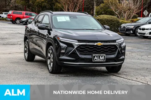 More photos of 2025 Chevrolet Trax LT at ALM Newnan, GA
