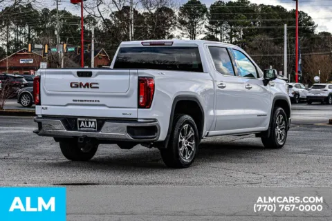 More photos of 2025 GMC Sierra 1500 SLT at ALM Newnan, GA