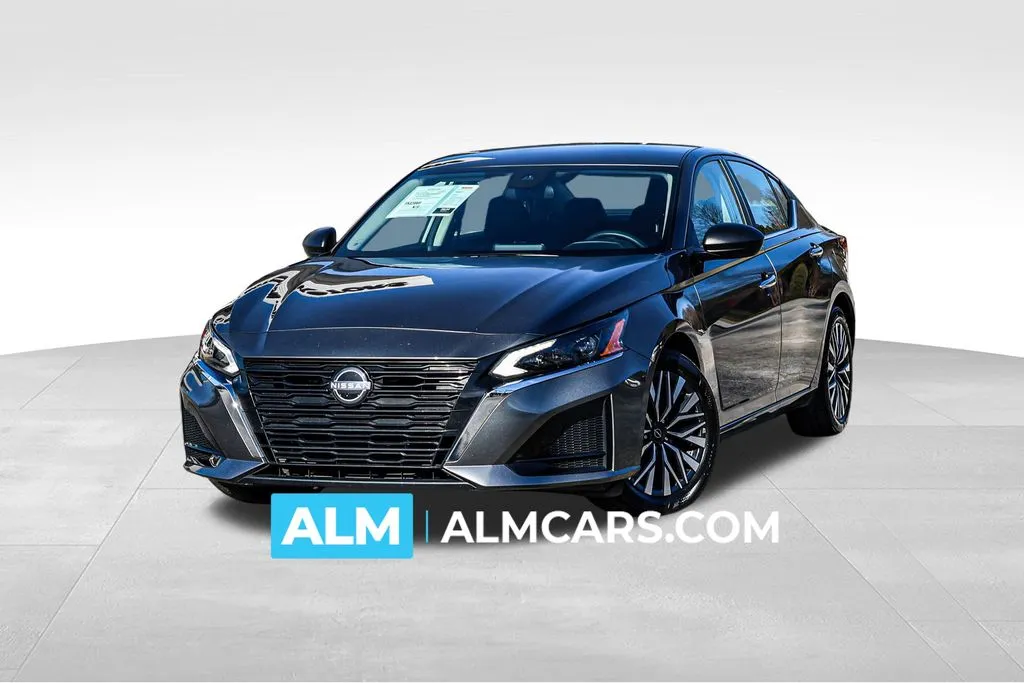 2025 Nissan Altima