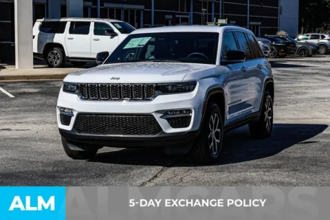 More photos of 2024 Jeep Grand Cherokee Limited at ALM Newnan, GA