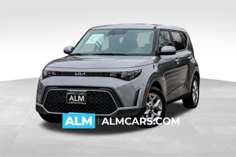 Gray 2024 Kia Soul LX for sale in Newnan, GA