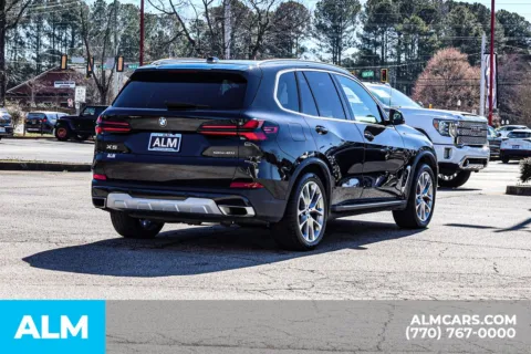More photos of 2024 BMW X5 sDrive40i at ALM Newnan, GA