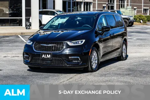 More photos of 2024 Chrysler Pacifica Touring L at ALM Newnan, GA