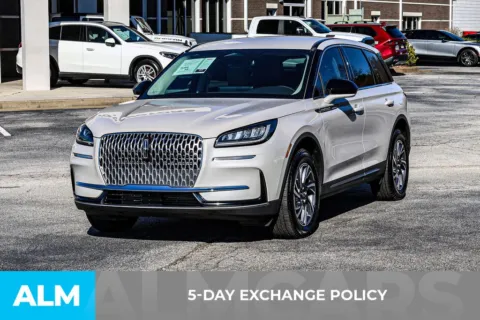 More photos of 2023 Lincoln Corsair Standard at ALM Newnan, GA