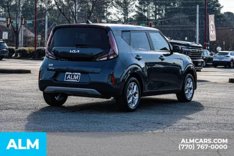 More photos of 2023 Kia Soul LX at ALM Newnan, GA
