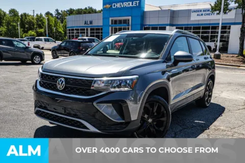 Another view of 2022 Volkswagen Taos 1.5T SE for sale in Newnan, GA at ALM Newnan