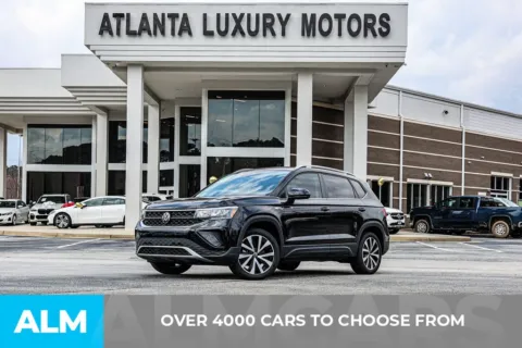 Another view of 2024 Volkswagen Taos 1.5T SE for sale in Newnan, GA at ALM Newnan