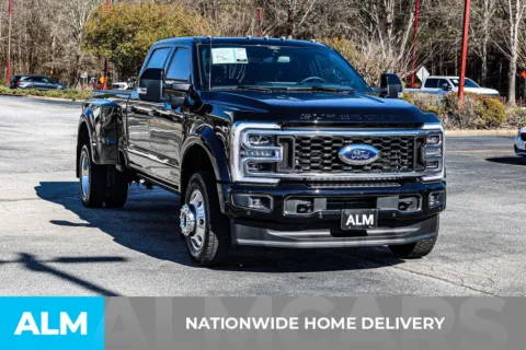 More photos of 2025 Ford F-450SD Platinum at ALM Newnan, GA