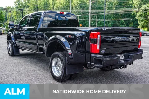 More photos of 2025 Ford F-450SD Platinum at ALM Newnan, GA