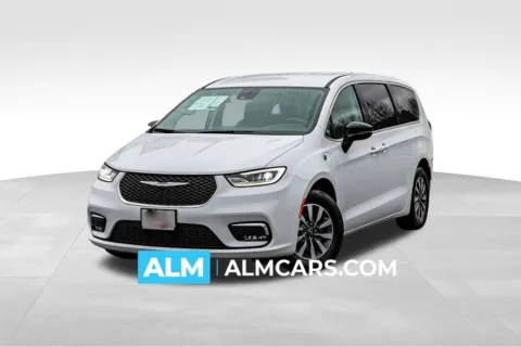 White 2024 Chrysler Pacifica Hybrid Select for sale in Newnan, GA