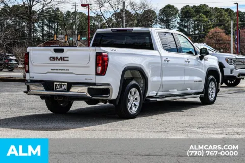 More photos of 2023 GMC Sierra 1500 SLE at ALM Newnan, GA