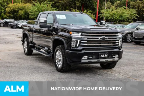 More photos of 2023 Chevrolet Silverado 2500HD High Country at ALM Newnan, GA