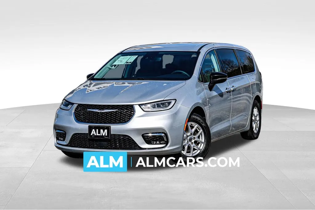 Silver 2024 Chrysler Pacifica Touring L for sale in Newnan, GA