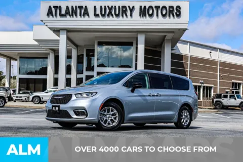 Another view of 2024 Chrysler Pacifica Touring L for sale in Newnan, GA at ALM Newnan
