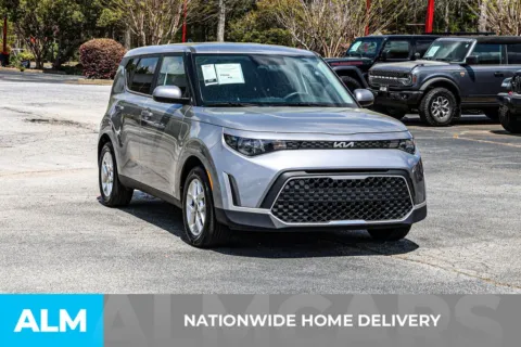 More photos of 2025 Kia Soul LX at ALM Newnan, GA