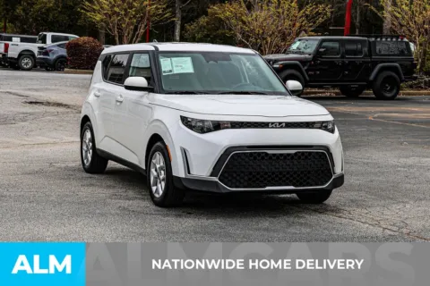 More photos of 2025 Kia Soul LX at ALM Newnan, GA