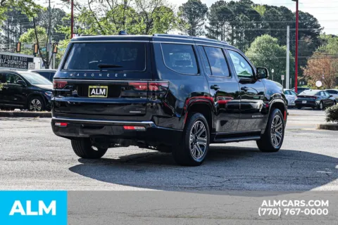 More photos of 2024 Jeep Wagoneer Series II at ALM Newnan, GA
