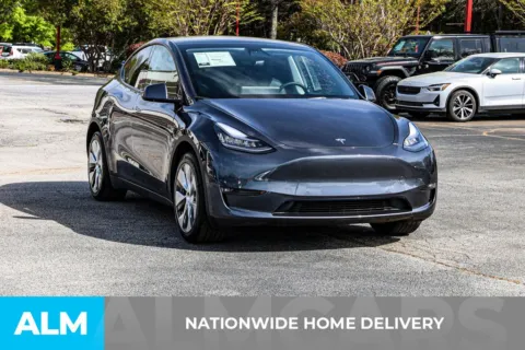 More photos of 2021 Tesla Model Y Long Range at ALM Newnan, GA