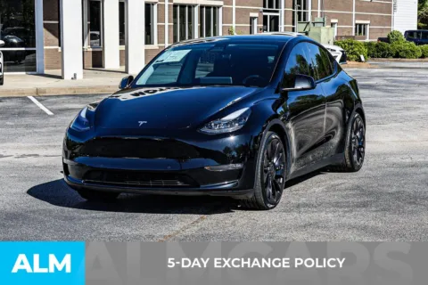 More photos of 2022 Tesla Model Y Performance at ALM Newnan, GA
