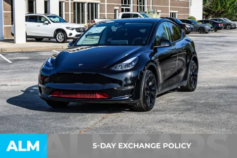 More photos of 2023 Tesla Model Y Long Range at ALM Newnan, GA