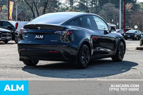 More photos of 2024 Tesla Model Y Long Range at ALM Newnan, GA