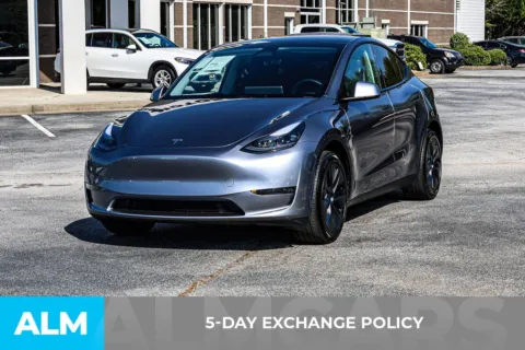 More photos of 2025 Tesla Model Y Long Range at ALM Newnan, GA