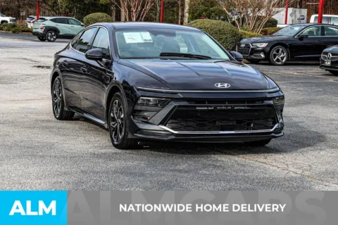 More photos of 2024 Hyundai Sonata SEL at ALM Newnan, GA